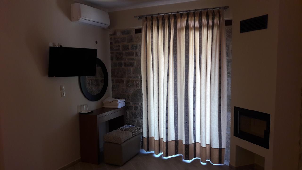 Apollonion Hotel Andritsaina Zewnętrze zdjęcie